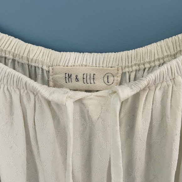 Cropped Cap Sleeve Blouse with Lace Trim - Picture 7 of 8